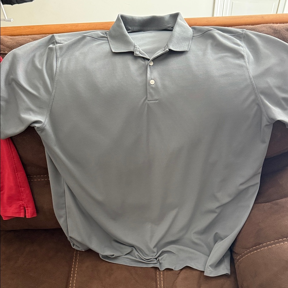 Nike Men's Polo Shirt in Gray